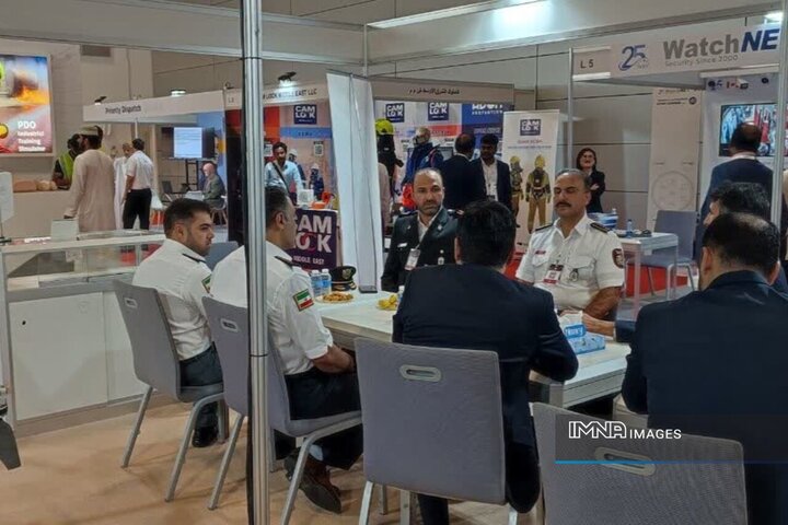 مذاکرات تخصصی با برجسته‌ترین اساتید و متخصصان بین‌المللی در نمایشگاه بین‌المللی OFSEC عمان