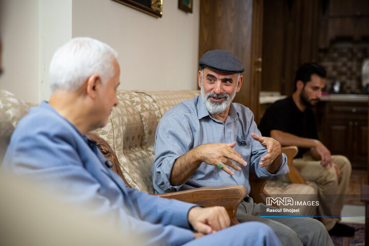 دیدار شهردار اصفهان با پیشکسوت عکاسی