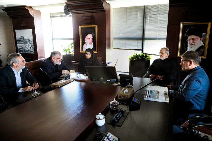 دستور پزشکیان برای نهایی‌سازی ساختار سازمانی و تأمین اعتبار تعمیرات قطارهای حومه‌ای