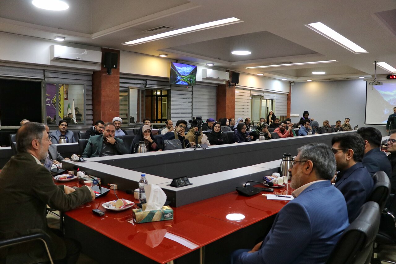 از نخستین شماره کتاب فرامتن با موضوع «هوش مصنوعی و آینده سازمانهای فرهنگی» رونمایی شد