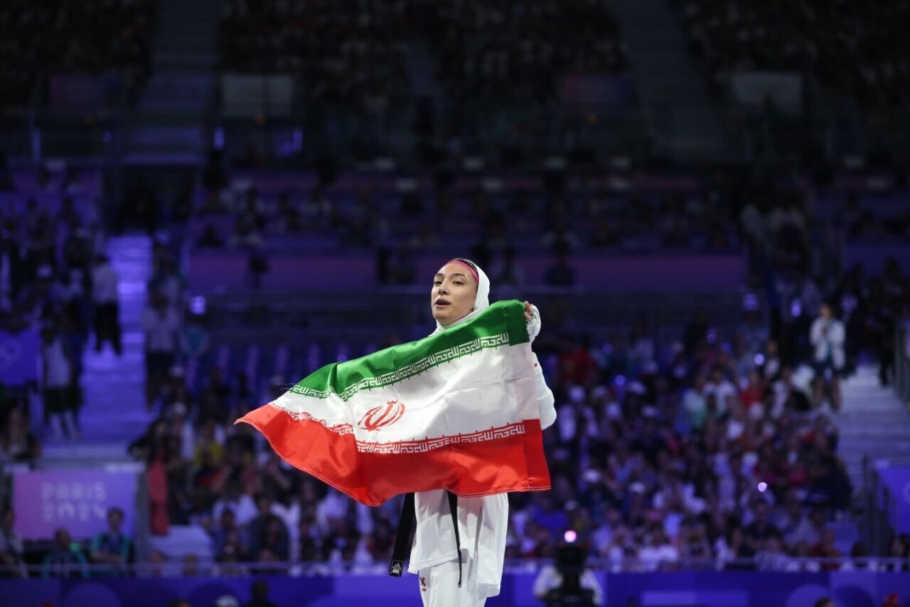 حمایت پدرانه رهبر انقلاب از ورزش بانوان؛ سکوی پرتاب زنان ورزشکار ایران