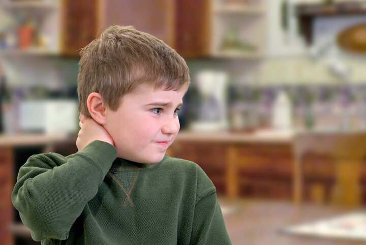 آسیب‌های ستون فقرات گردنی؛ از آسیب‌ در کودکان تا ضرورت توجه به سالمندان