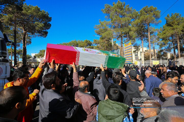 کاروان اهالی بهشت در سپاهان‌شهر، بهارستان، جرقویه و نائین