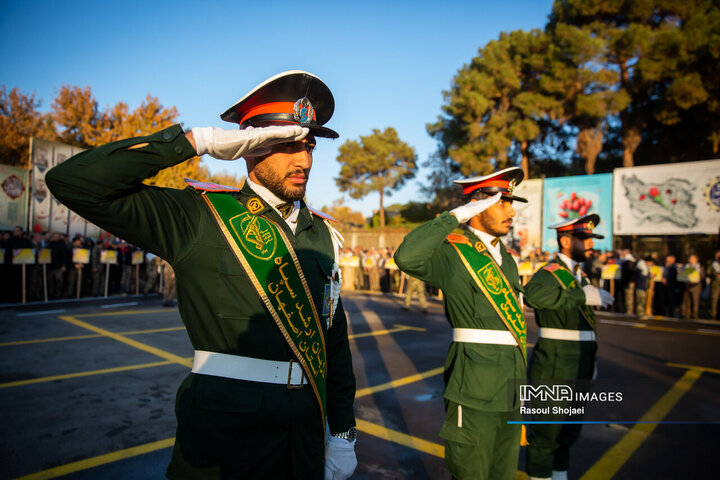 گردهمائی بسیجیان ادارات استان اصفهان