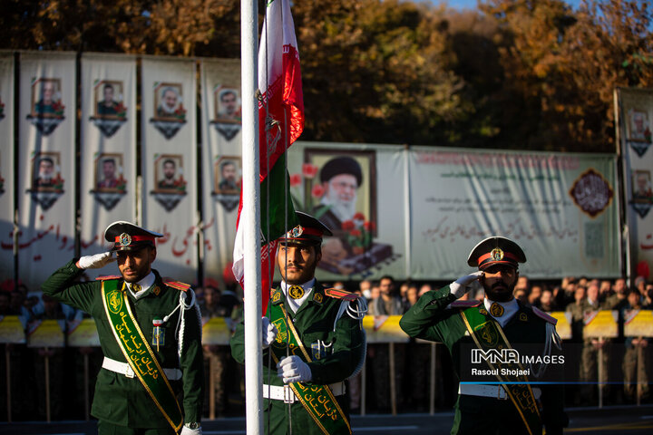 گردهمائی بسیجیان ادارات استان اصفهان