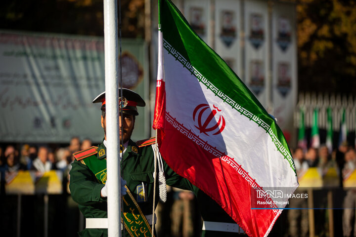 گردهمائی بسیجیان ادارات استان اصفهان