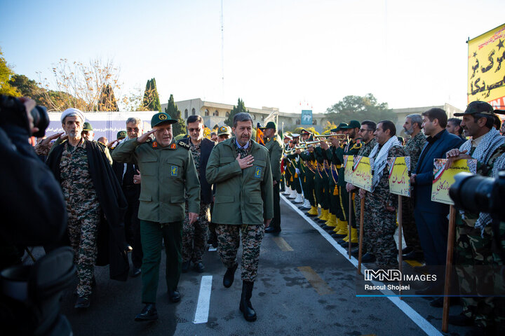 گردهمائی بسیجیان ادارات استان اصفهان