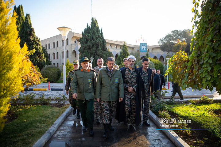 گردهمائی بسیجیان ادارات استان اصفهان