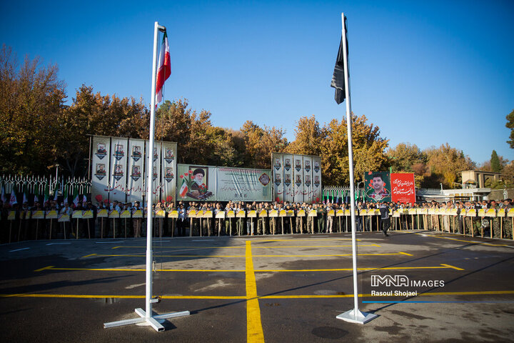 گردهمائی بسیجیان ادارات استان اصفهان