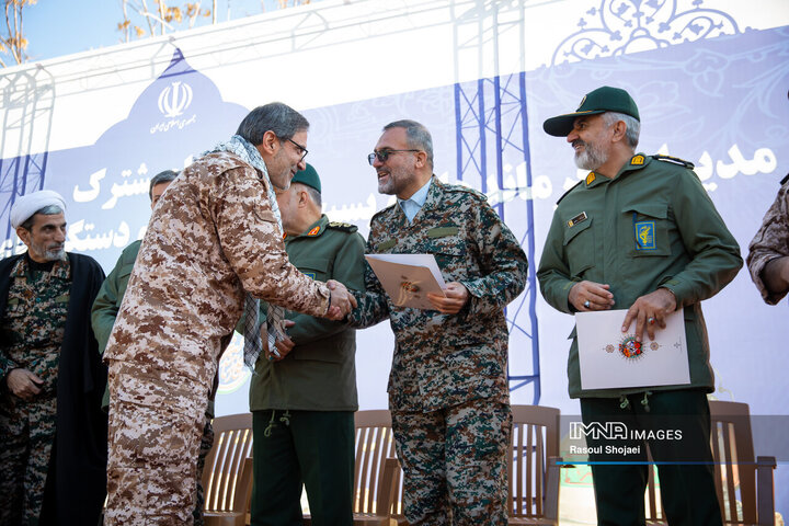 گردهمائی بسیجیان ادارات استان اصفهان