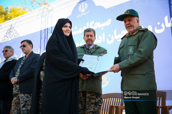 گردهمائی بسیجیان ادارات استان اصفهان