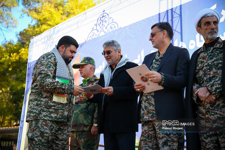 گردهمائی بسیجیان ادارات استان اصفهان