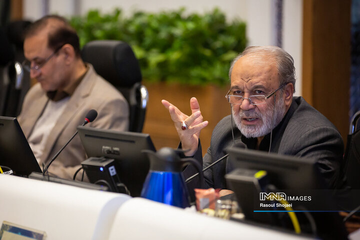 مجید نادرالاصلی رئیس کمیسیون ویژه آب شورای شهر اصفهان