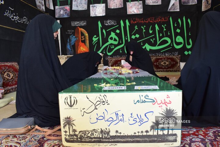 وداع عاشقانه مردم کرمان با یاران گمنام حاج قاسم