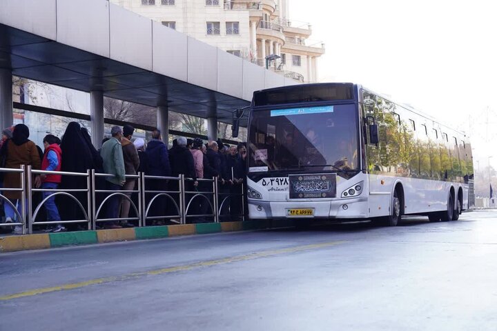 خدمات دهی رایگان تعدادی از خطوط اتوبوسرانی مشهد در روز شهادت حضرت فاطمه(س)