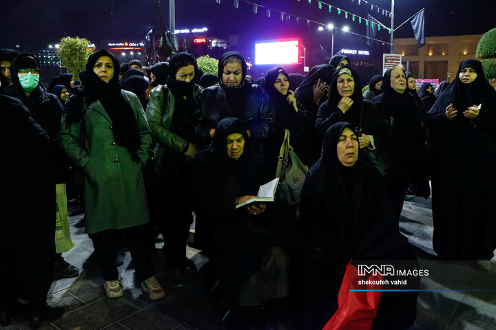 قافله عزادارای حضرت فاطمه زهرا(س) در گذر فرهنگی چهارباغ