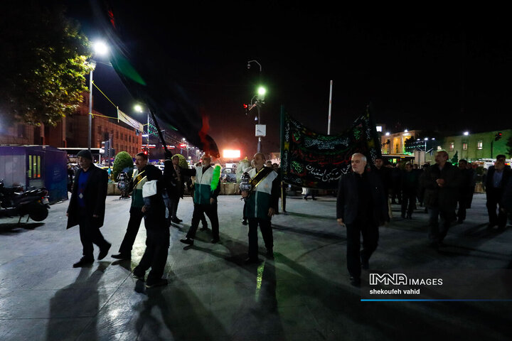 قافله عزادارای حضرت فاطمه زهرا(س) در گذر فرهنگی چهارباغ