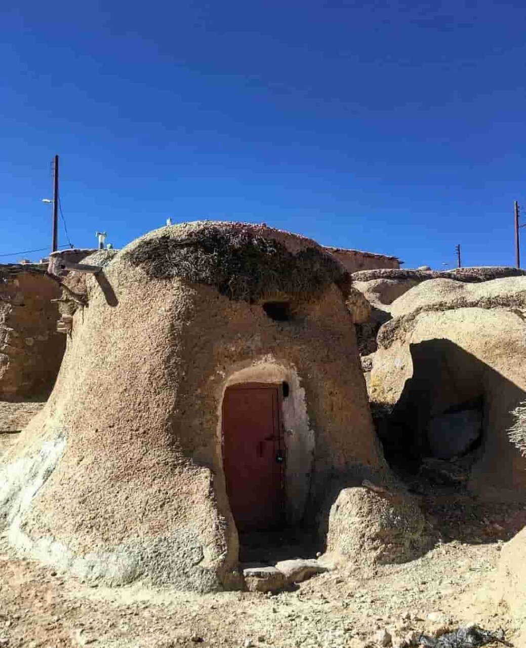 Makhunik “Lilliput Village” of Iran|Mystery Etched Into Its Hills