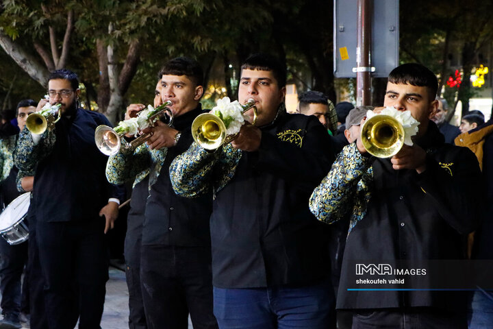 قافله عزادارای حضرت فاطمه زهرا(س) در گذر فرهنگی چهارباغ