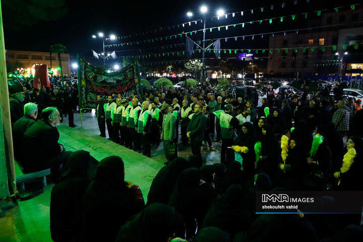 قافله عزادارای حضرت فاطمه زهرا(س) در گذر فرهنگی چهارباغ