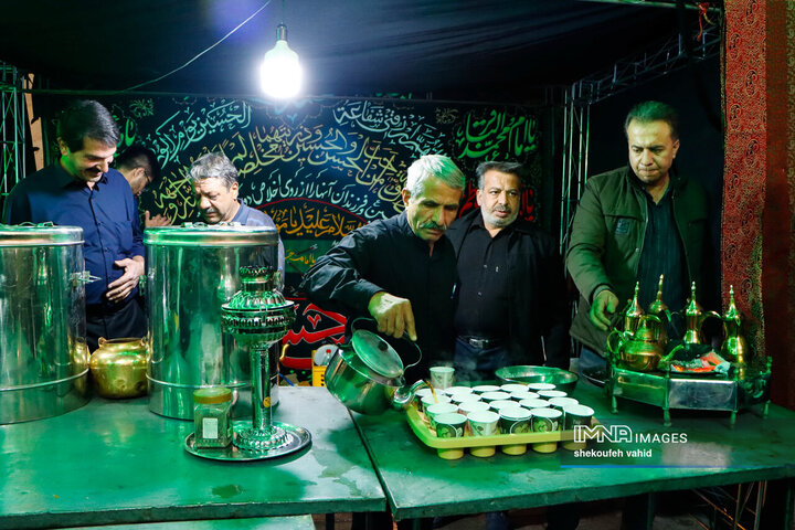 قافله عزادارای حضرت فاطمه زهرا(س) در گذر فرهنگی چهارباغ