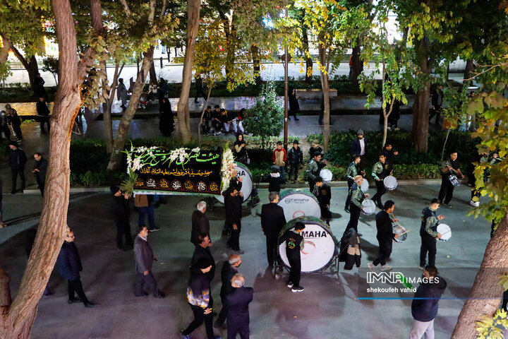 قافله عزادارای حضرت فاطمه زهرا(س) در گذر فرهنگی چهارباغ