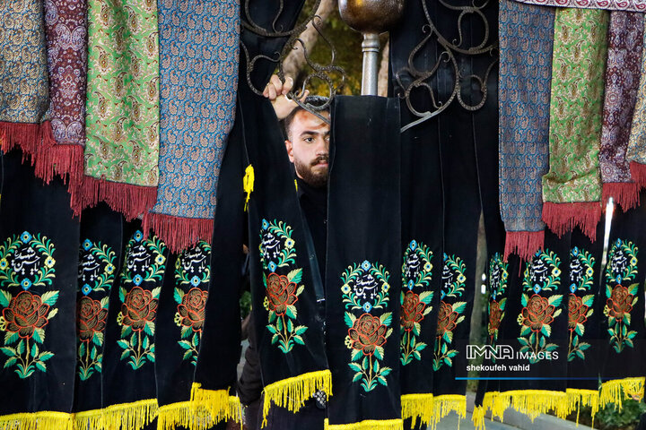 قافله عزادارای حضرت فاطمه زهرا(س) در گذر فرهنگی چهارباغ