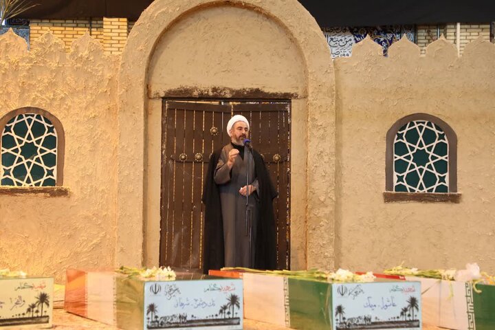 اقتدار جمهوری اسلامی ایران از برکت خون شهدا و مدیریت ولایت فقیه است