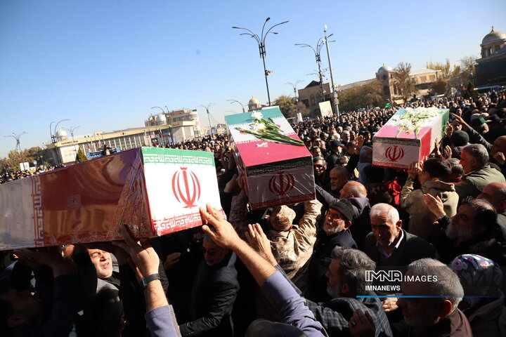 کاروان عطر یاس؛ مادرانه‌ترین بدرقه در هوای فاطمیه همدان