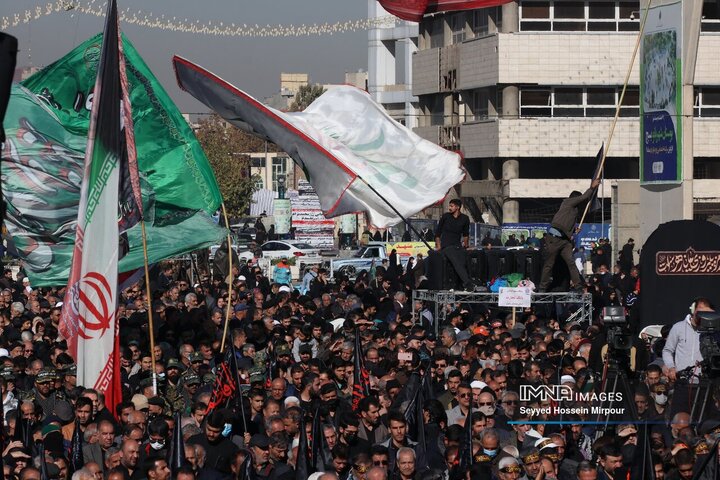 مشهد، قاب اشک فاطمی در استقبال از ۱۳ شهید گمنام