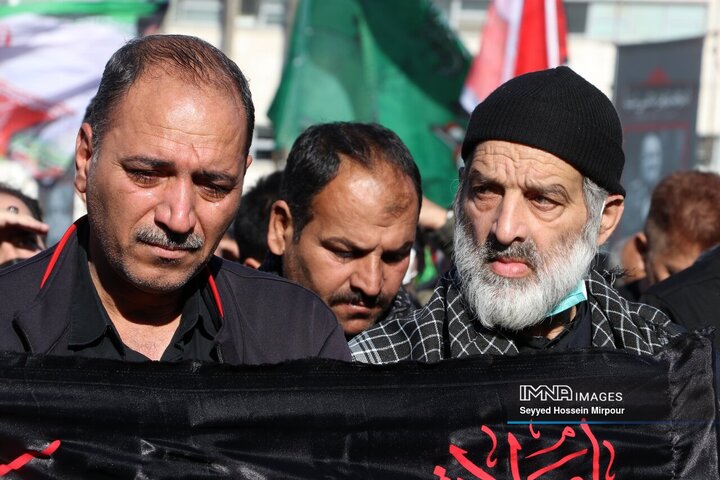 مشهد، قاب اشک فاطمی در استقبال از ۱۳ شهید گمنام