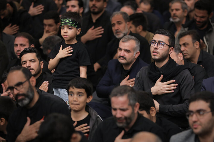 مراسم عزاداری شام شهادت حضرت زهرا(س) با حضور رهبر انقلاب