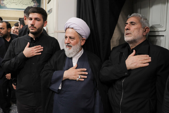 مراسم عزاداری شام شهادت حضرت زهرا(س) با حضور رهبر انقلاب