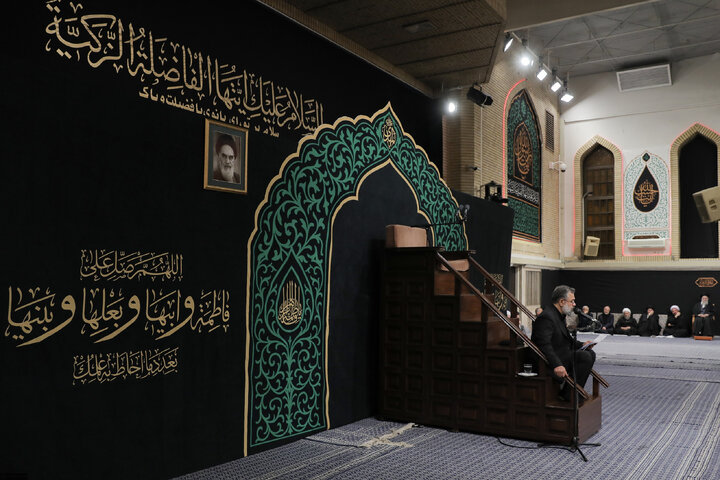 مراسم عزاداری شام شهادت حضرت زهرا(س) با حضور رهبر انقلاب