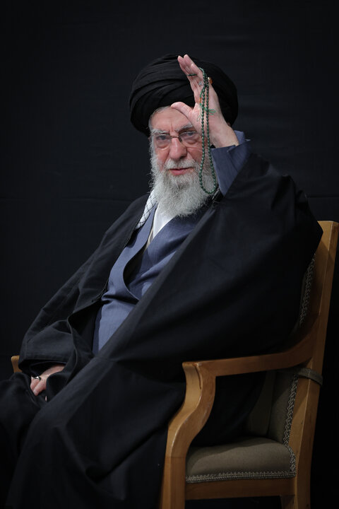 مراسم عزاداری شام شهادت حضرت زهرا(س) با حضور رهبر انقلاب