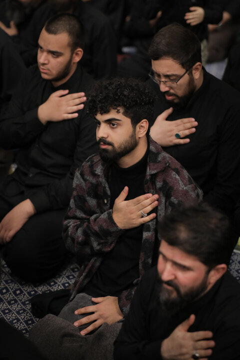 مراسم عزاداری شام شهادت حضرت زهرا(س) با حضور رهبر انقلاب