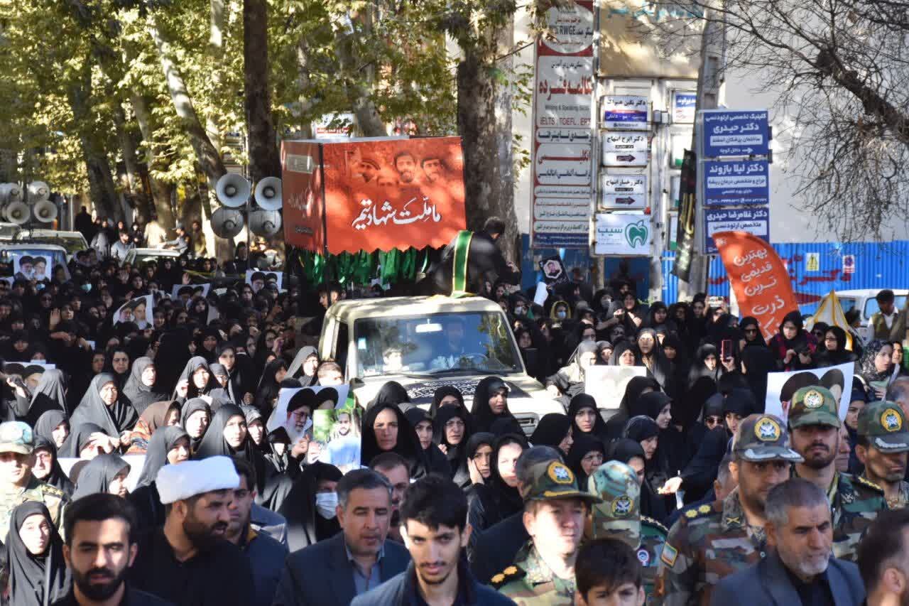 اشک‌ها و نرگس‌ها در مسیر کاروان شهدا؛ خرم‌آباد در سوگی فاطمی