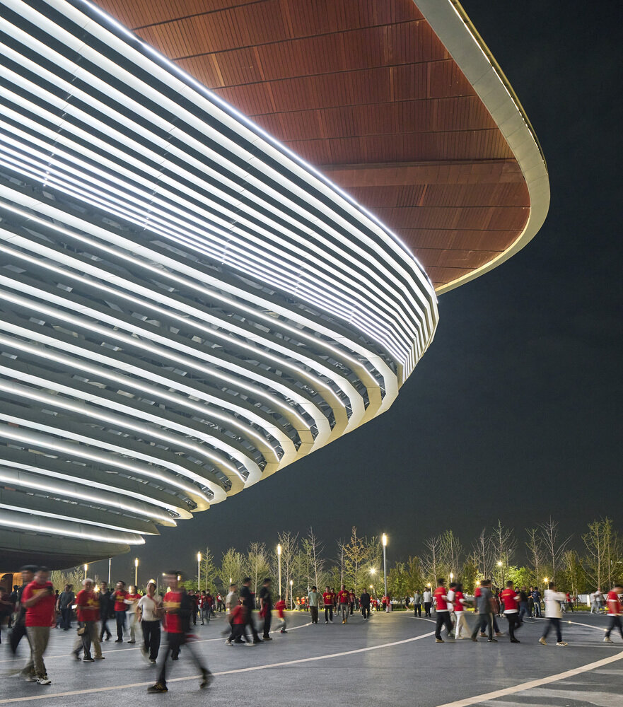 شکوه معماری نوین در استادیوم ورزشی خواهرخوانده اصفهان