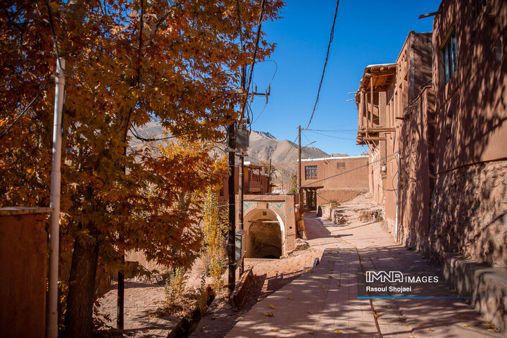 چهره پاییزی ابیانه