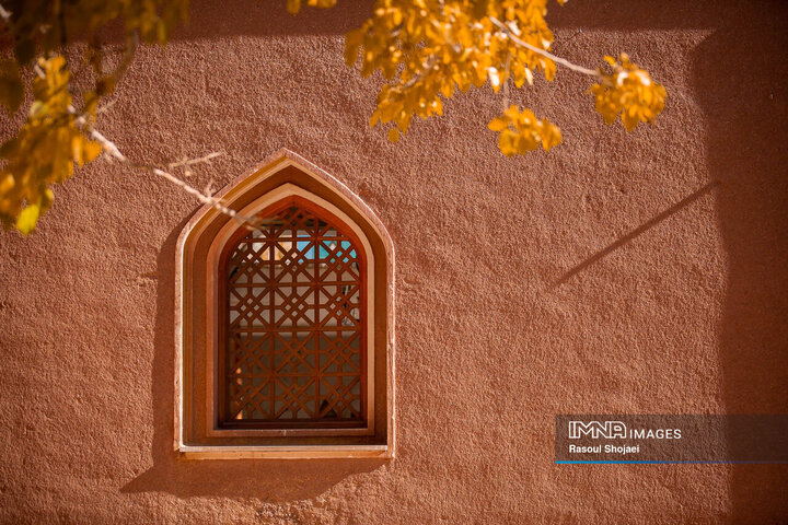 چهره پاییزی ابیانه