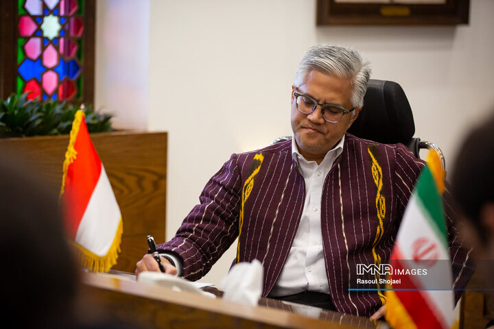 رولیانشاه سومیرات سفیر اندونزی در ایران