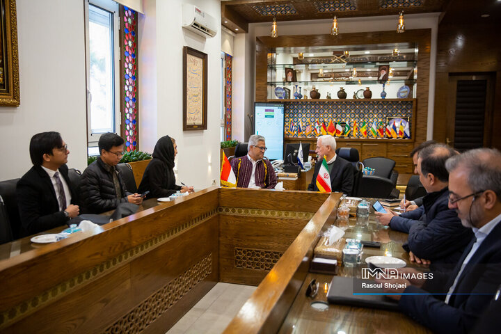 دیدار شهردار اصفهان و سفیر اندونزی در ایران