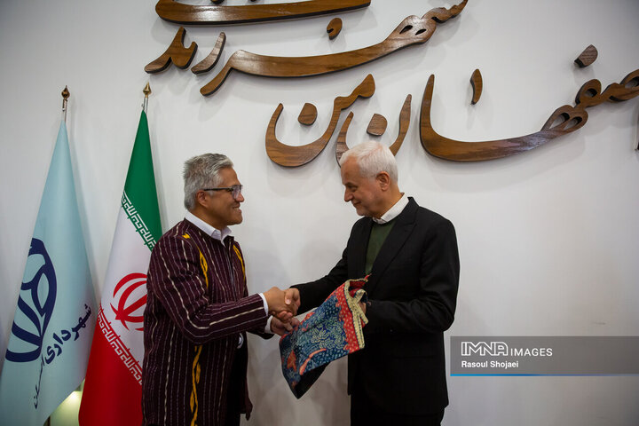 دیدار شهردار اصفهان و سفیر اندونزی در ایران