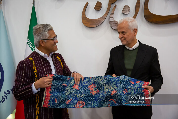 دیدار شهردار اصفهان و سفیر اندونزی در ایران