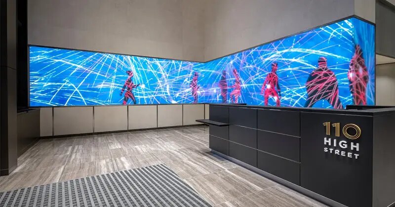 تلویزیون شهری داخل سالن