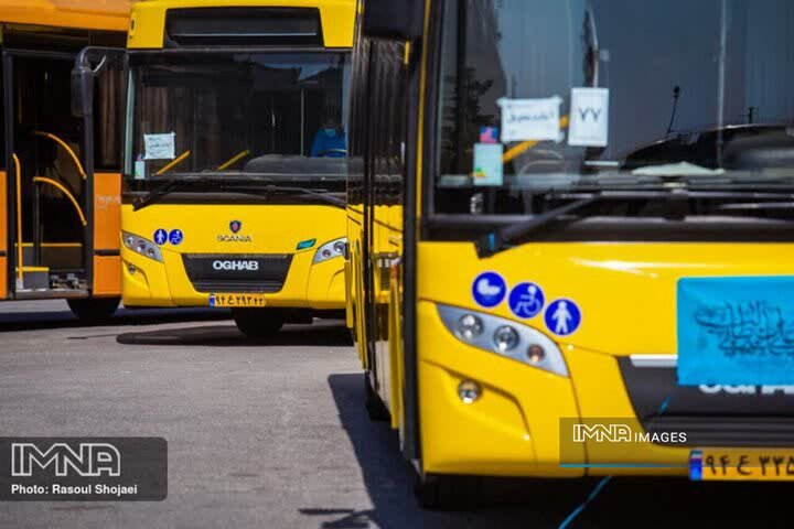 اتوبوسرانی اصفهان در روزهای آلوده متوقف نمی‌شود/ خدمات‌دهی کامل به شهروندان