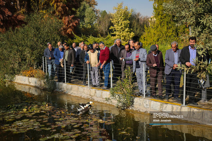 تور گردشگری بازنشستگان شهرداری اصفهان