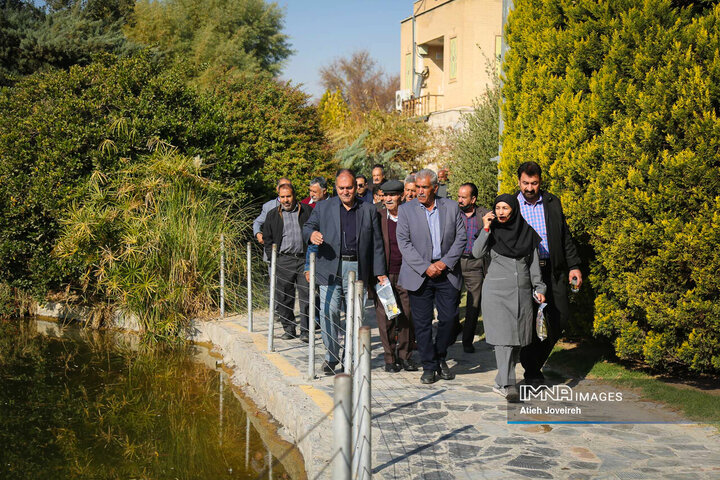 تور گردشگری بازنشستگان شهرداری اصفهان