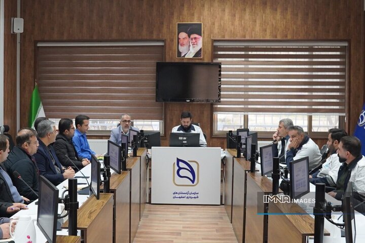 برگزاری مانور دورمیزی مدیریت بحران در باغ رضوان اصفهان