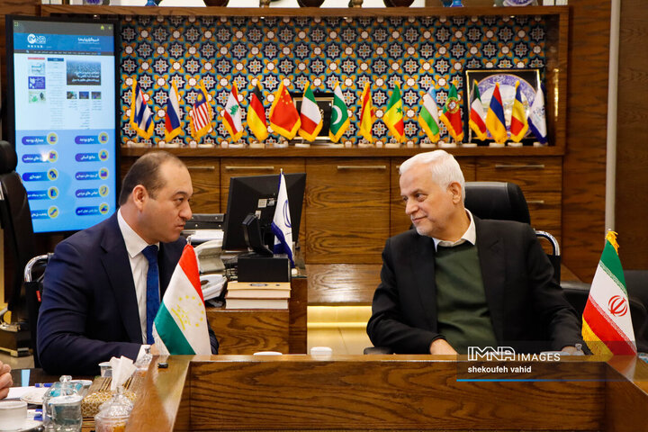 اصفهان، شهری با هویت تاریخی و علمی آماده تبادل تجربیات با شهر دوشنبه است